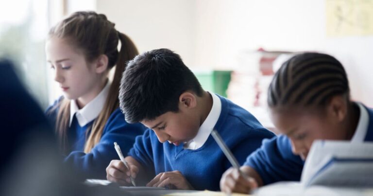 Impact of literacy support on disadvantaged pupils’ GCSE grades and future earnings– new report